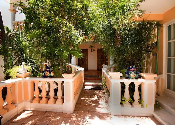 Hotel Francis Arlene Adults Only